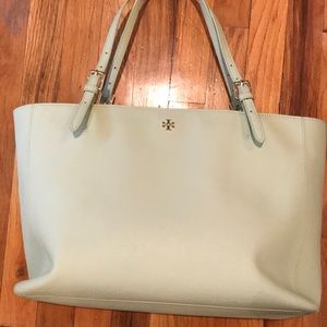 Unique Tory Burch York beautiful MINT  tote